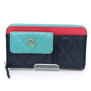 CHANEL Authentic Pink Wallet